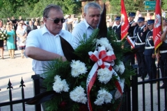 164
