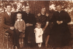 pieniazek_z_rodzina_i_ksiezmi